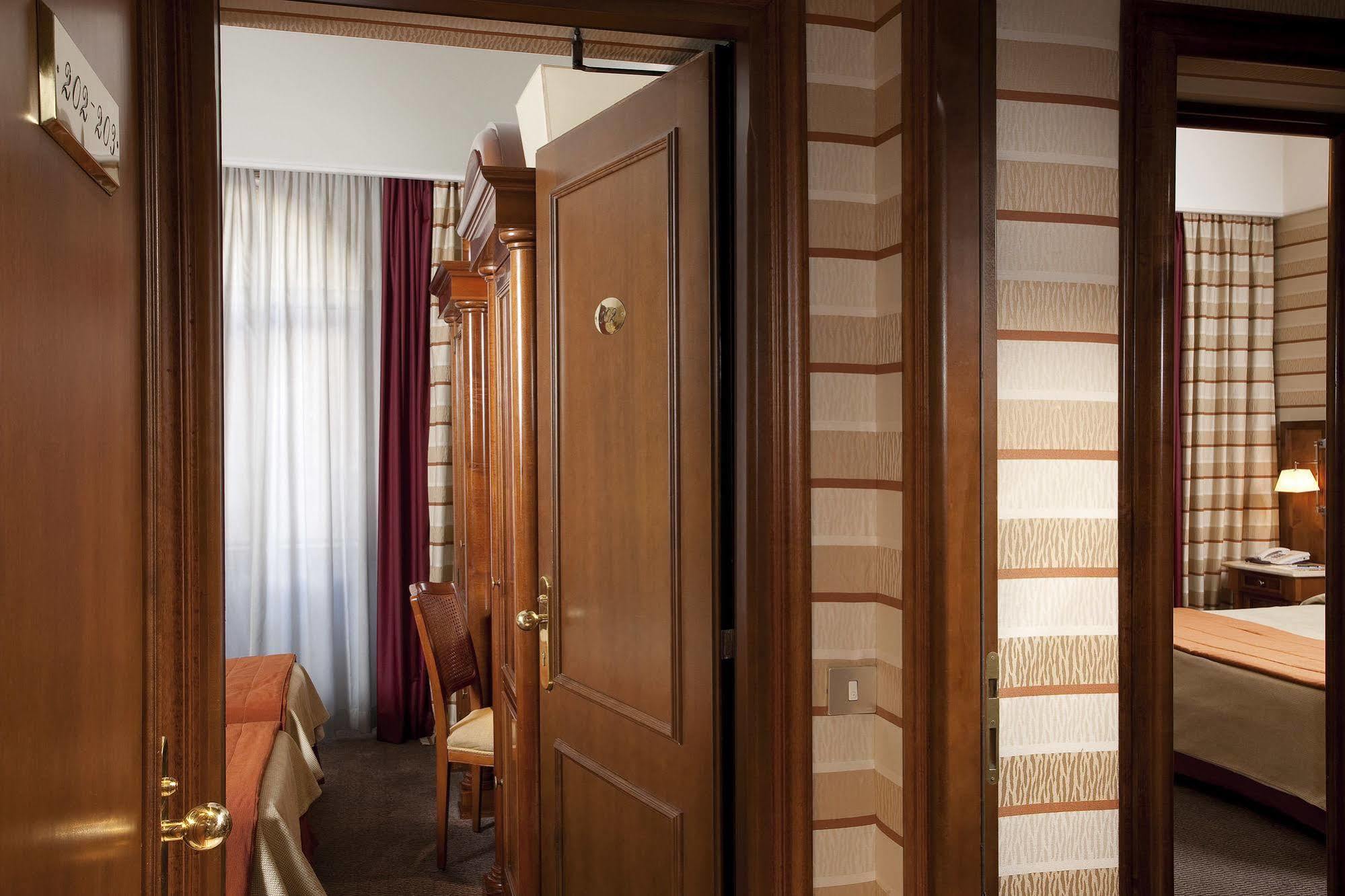 Hotel Mascagni 4*